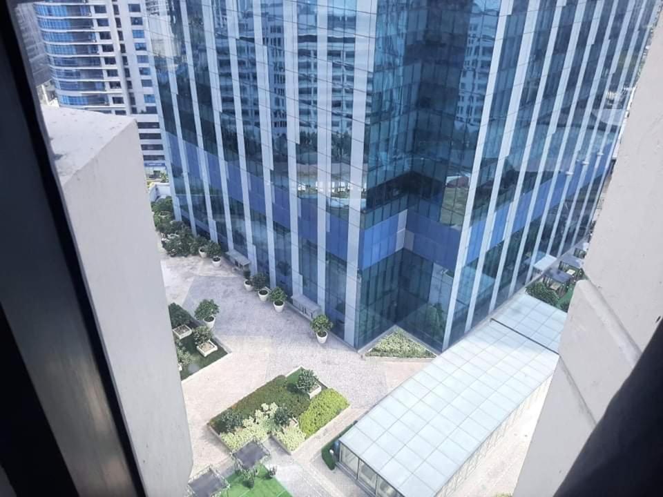 Spacious 2 Bedroom Unit With Pool Manilla Buitenkant foto