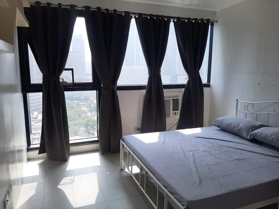Spacious 2 Bedroom Unit With Pool Manilla Buitenkant foto